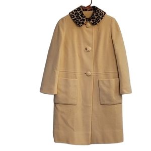 Vintage The Higbee Company Women’s Cream Coat Wool Blend Faux Leopard Collar